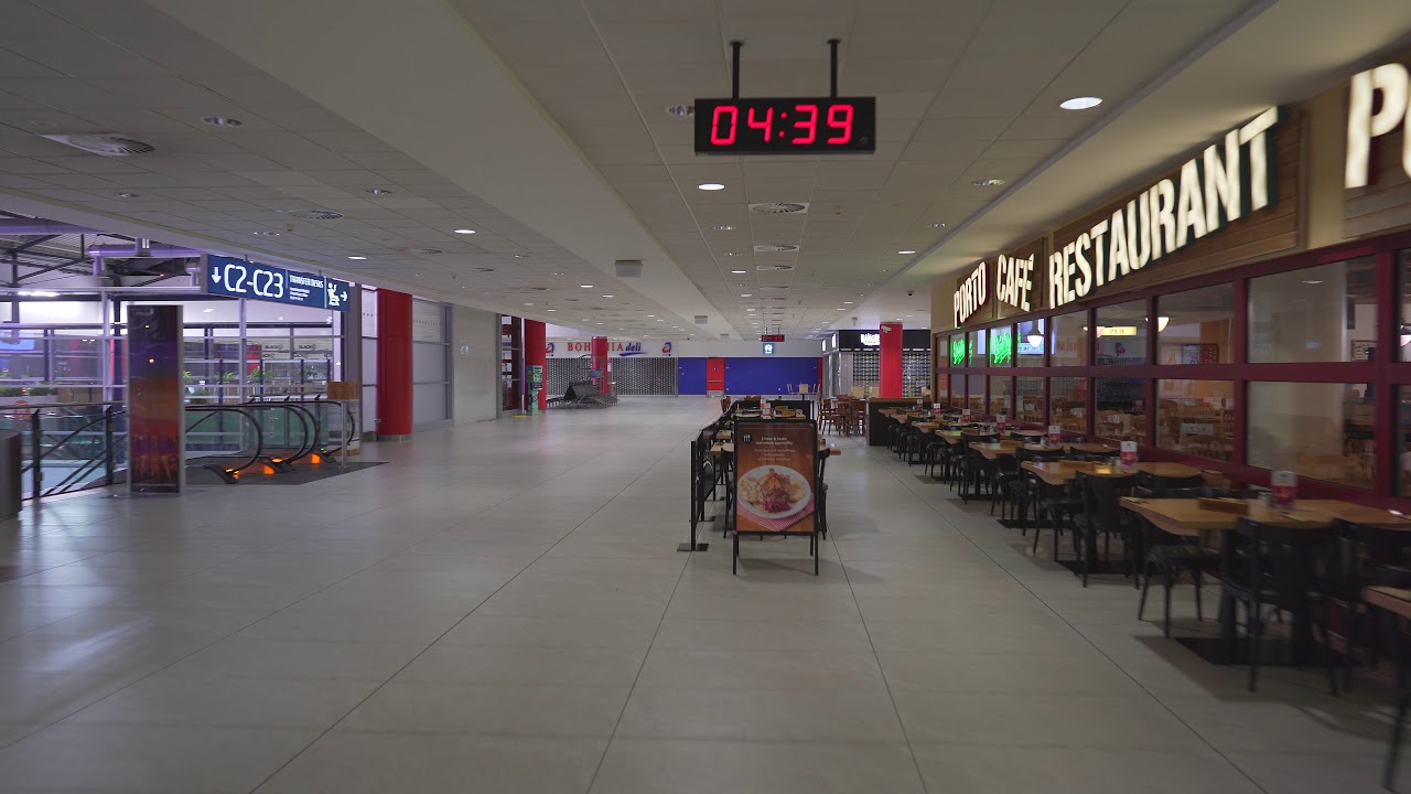 Czech Republic, Prague Airport, walking around 4:35 AM , 2X escalator,  1X elevator