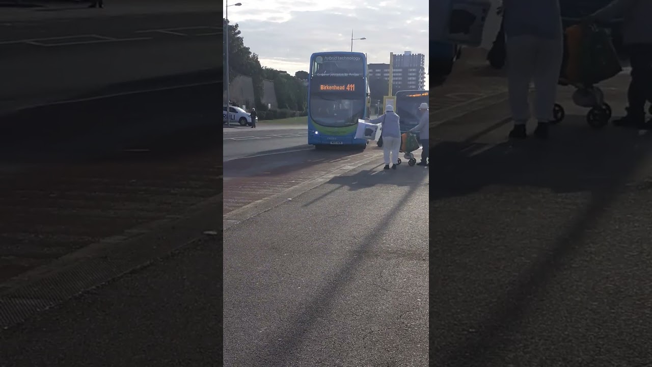 2 Arriva Buses | Routes 411 & 414 | @ New Brighton