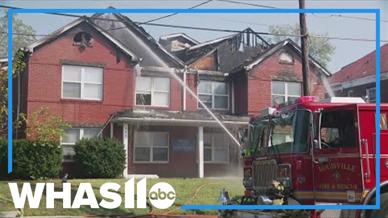 Large fire destroys apartment complex in Old Louisville - YouTube
