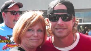 Dierks Bentley 's Miles and Music 2009