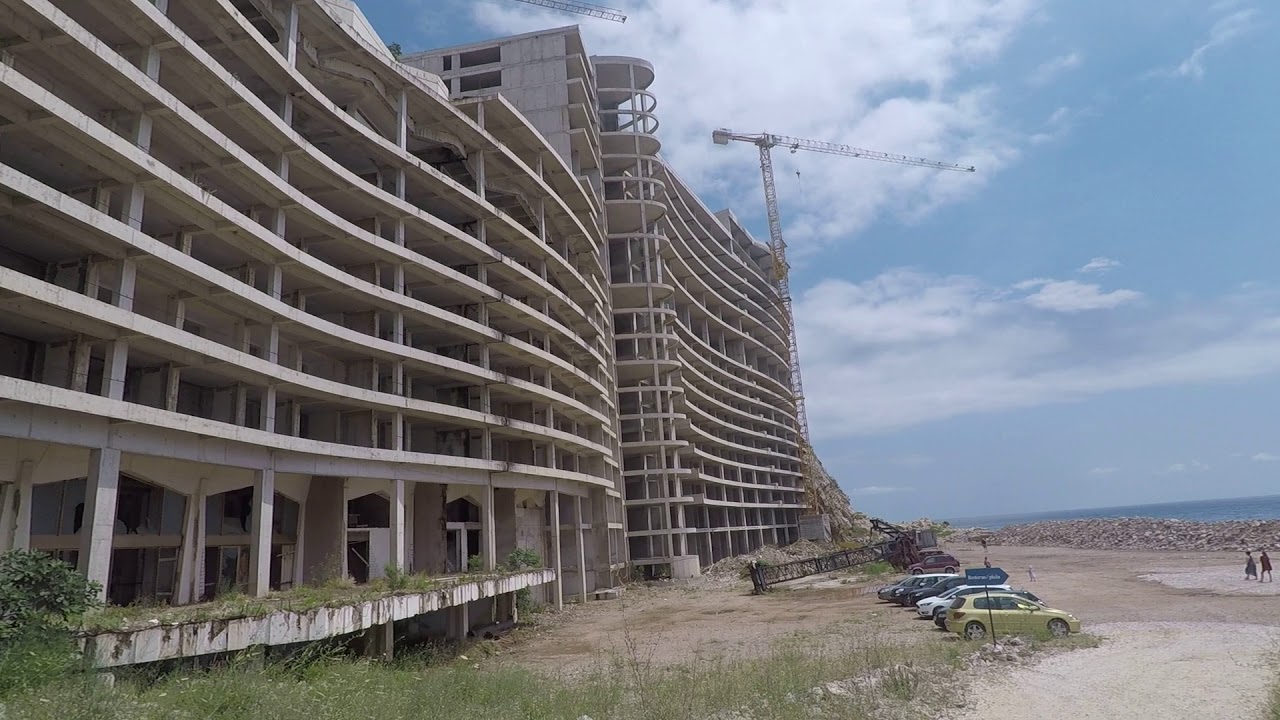 hotel As- ghost town, plaža Perazica Do(MNE), 30.6.2018