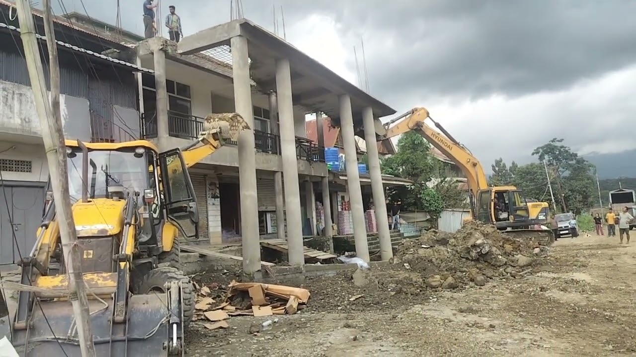 Pillar Damage By JCB 3DX $ Excavator 