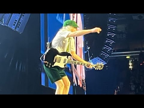 AC/DC DOG EAT DOG live in Gelsenkirchen. May 17th 2024 - YouTube