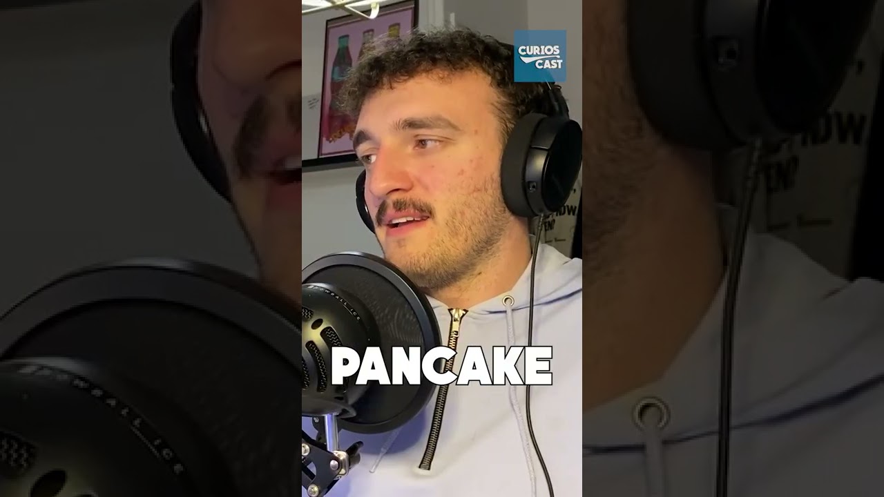 ALIENS LAND AND GIVE MAN PANCAKES