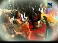 Aishwarya rai  performer gives rose to ash gr8 women awards