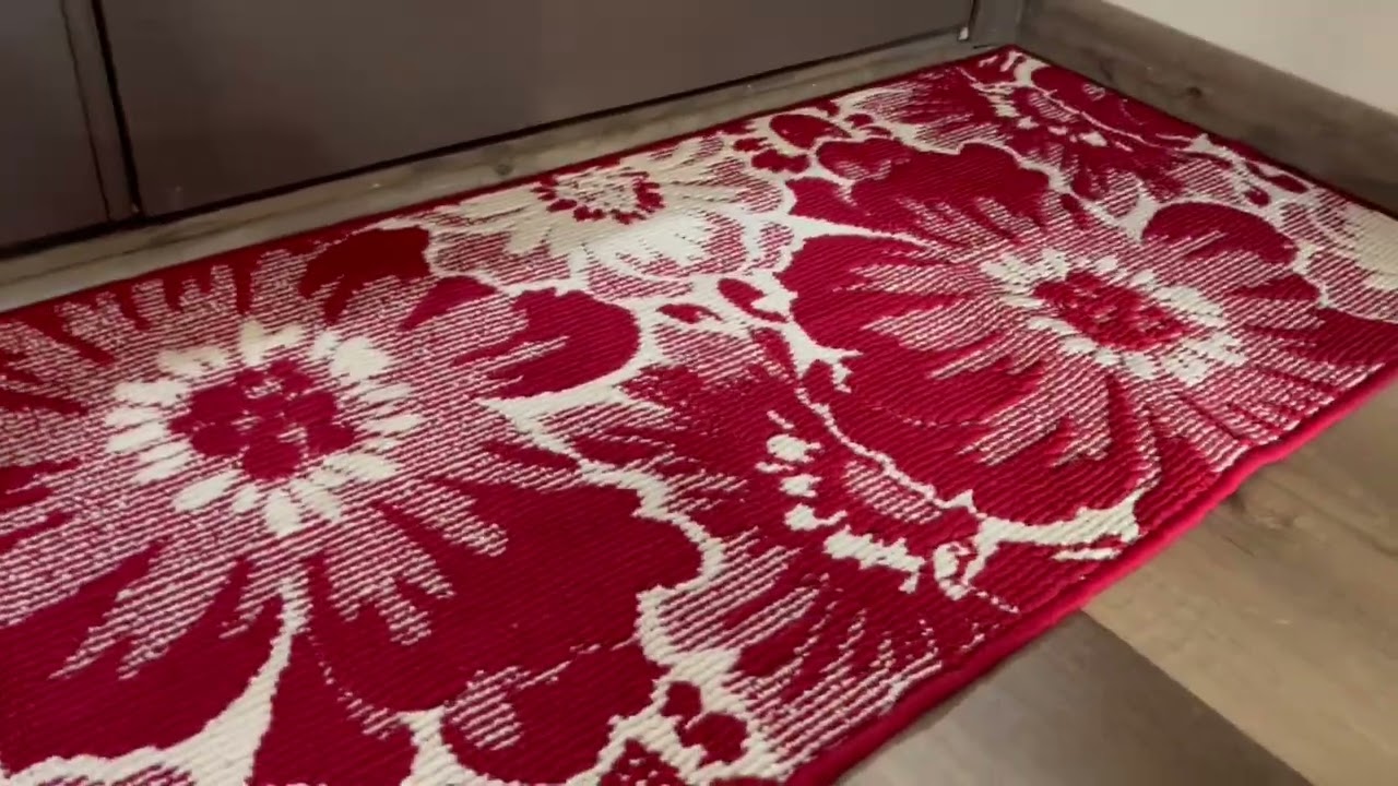 Festive Comfort Runner