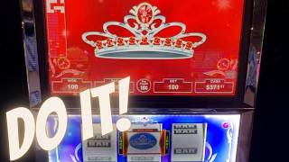 THIS IS MY NEW FAVORITE #VGT SLOT MACHINE! #redscreen #casino