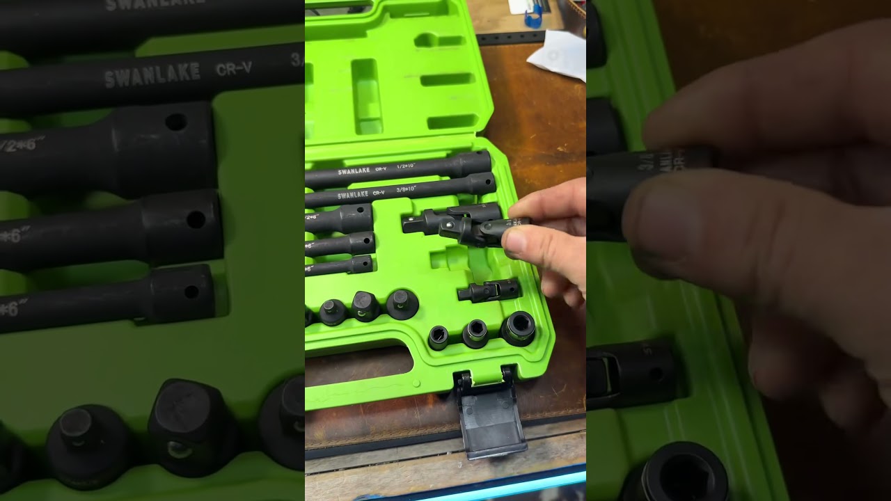 Impact socket extension set. 