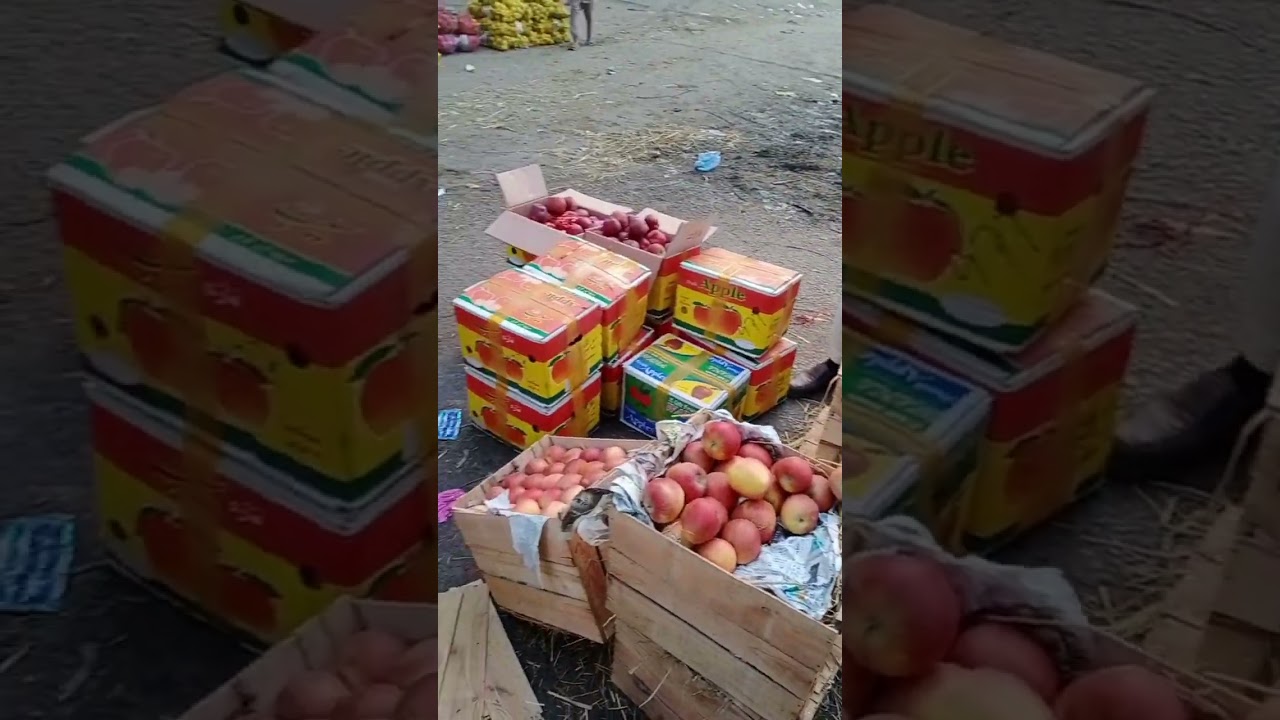 Quetta apple and Kabul apple selling at shop no 29 Fruit Market Ravi link road Lahore