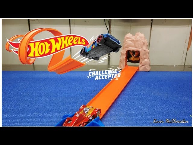 HOT WHEELS HW TRACK BUILDER COBRA CAVE Mattel X9275