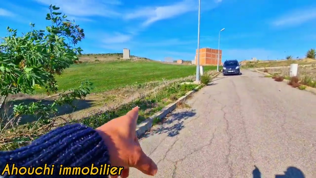 أرض للبيع 88 متر تجزئة البحيرة تمن مناسب وتساب 0662621368