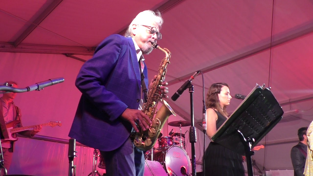 LA LUNA -  FIORENZO TASSINARI AL SAX - Moreno Il Biondo e l'Orchestra Grande Evento