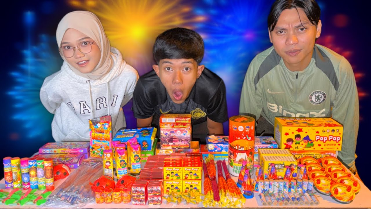 ABANG DAN ADIK MAIN SEMUA MERCON RAYA MINI KECIL!