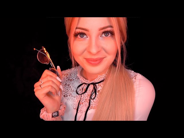 ASMR ROLEPLAY • DEINE LEHRERIN ERKLÄRT & ZEIGT DIR WAS ASMR IST!  😴