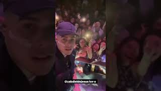 Zabdieldejesus records using fan’s phone during CNCO live in Tampa Florida