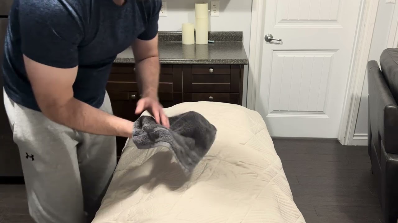 Ролевая игра ASMR-массаж на массажном столе