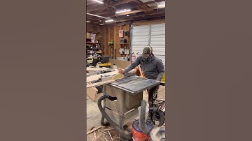 Miter folded floating shelves! #woodworking #woodworkingtips #diy #handcrafted #floatingshelves
