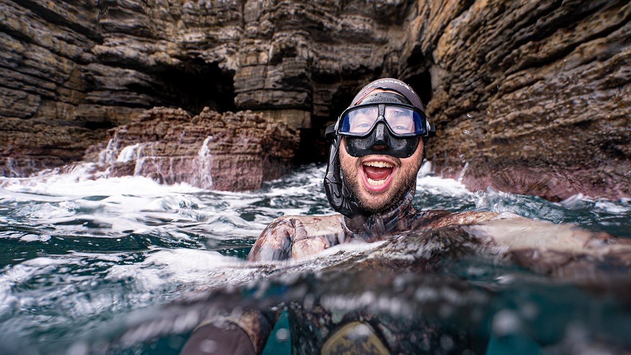 Дайвинг в морских пещерах в непогоду