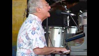 Randy Newman - Short people 1977