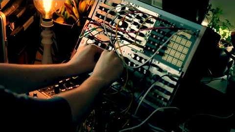 Eurorack Moog Mother 32, Behringer Neutron, Clouds and Rings