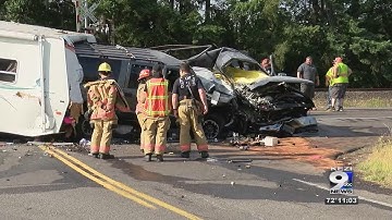 Fatal crash closes Highway 126 near Veneta