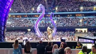 Video thumbnail of "Taylor Swift - Dancing With Our Hands Tied (acoustic) Manchester, Uk - Fri 08/06/18"