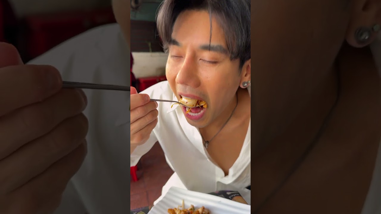 กลับมากินอีกครั้งกับผัดไทยไร้เสียง #ผัดไทย #ผัดไทยไร้เสียง #ผัดไทยเตาถ่าน #พีชอีทแหลก