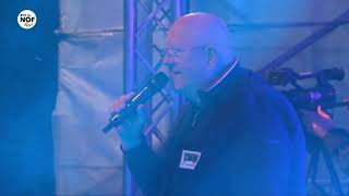 Henk Wijngaard legt concert stil na biergooien
