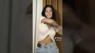 Cewek Sange No Bra Jelas Banget Nyeplak