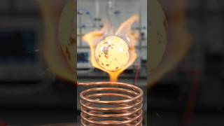 Watch this solid Metal Ball in action 🔥🪀 #viral #facts #science#chemistry #mindblowing #reels#shorts
