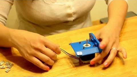 Part 7 3d printer assembly Mendelmax type build guide "3d Printer Girl"