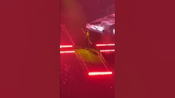 Future performs “March Madness” in DC @officialfuturevideos