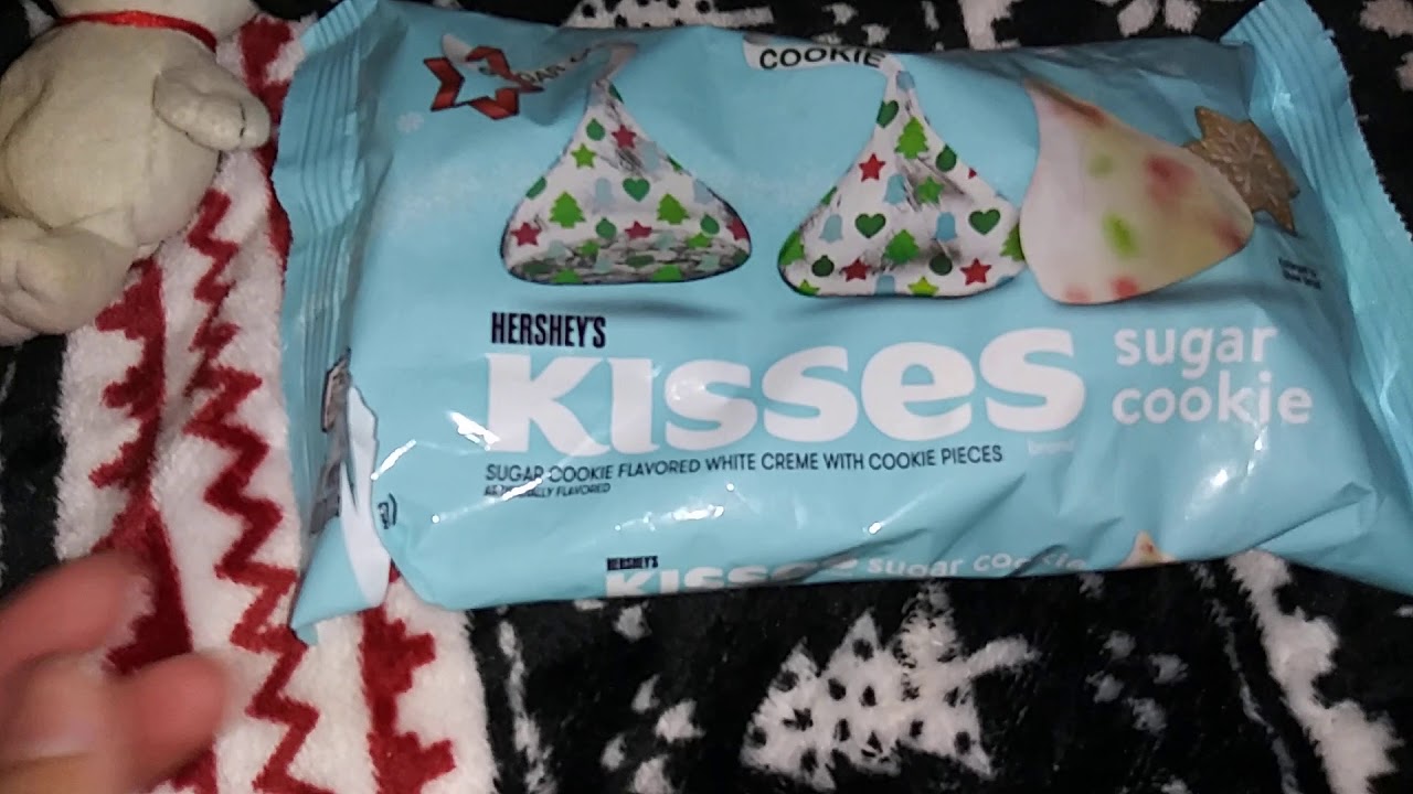 😊 💚 sloopy & woodstock candy review hershey sugar cookie kisses YouTube