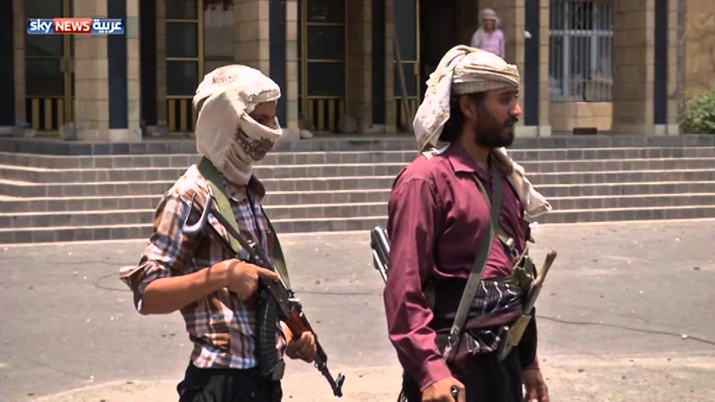 مواجهات بمحيط القصر الجمهوري في تعز