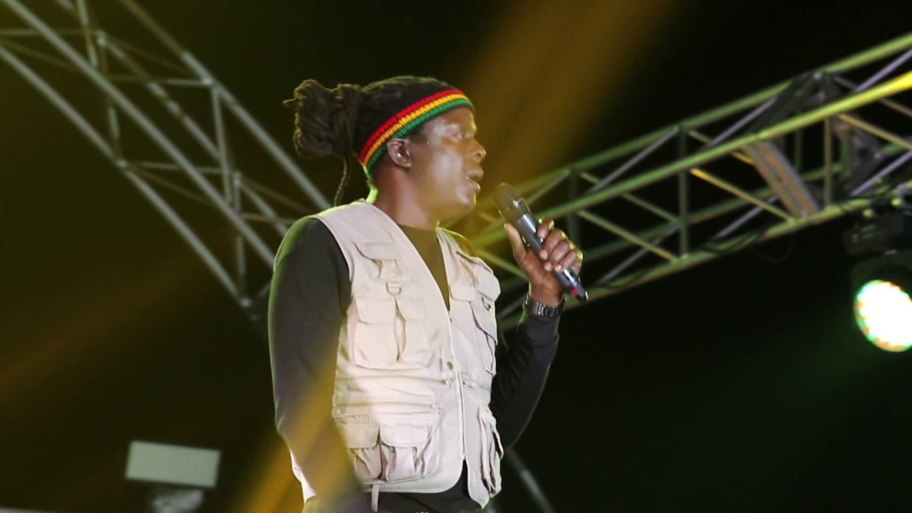 Richie Spice World Is A Cycle (Live at Redemption Live 2017) YouTube