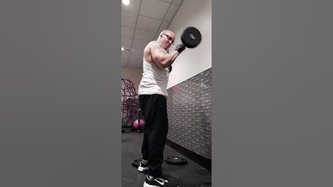 push-up super set with curls