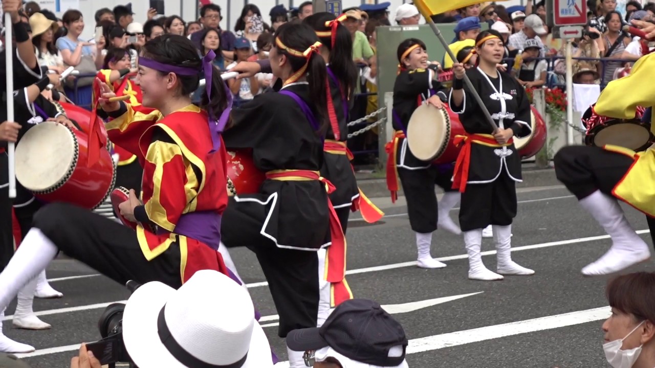 琉球國祭り太鼓（年中口説）/ 新宿エイサーまつり 2017 - YouTube