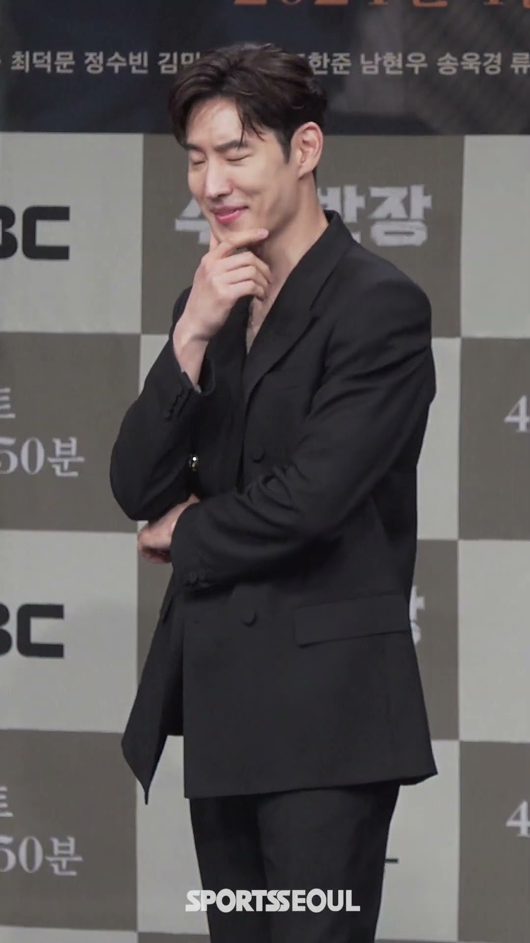 이제훈, 시청률 대박 촉이 왔다 왔어~! #수사반장1958