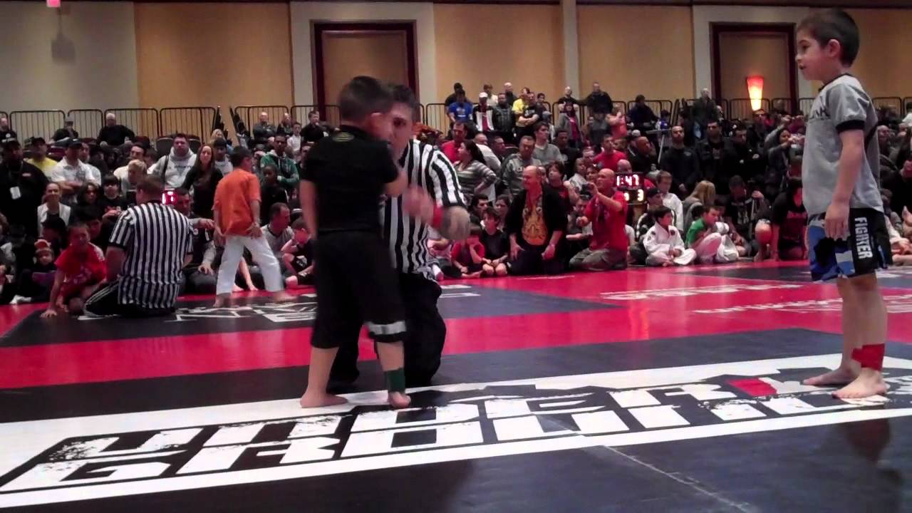 5 years old Lucas Alvan competing at 2012 Naga New England Submission Tournament