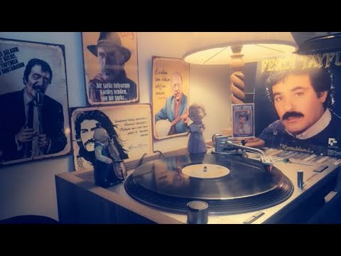 Ferdi Tayfur - Her Saat Başında (Orjinal Plak Kayıt)