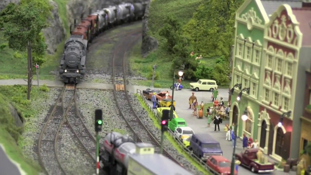 Ho Scale Model Trains & in action Norway YouTube