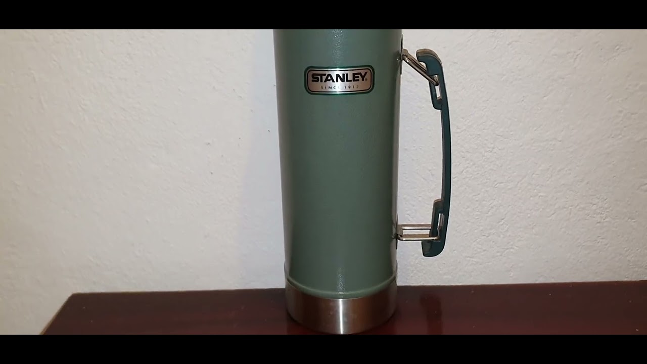Stanley GO Series Vacuum Water Bottle 24oz - Hammertone Green