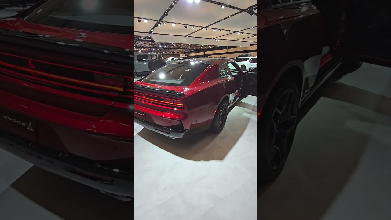 Dodge CHALLENGER 2x8FT Bannière Garage Racing Car Show Man Cave Wall
