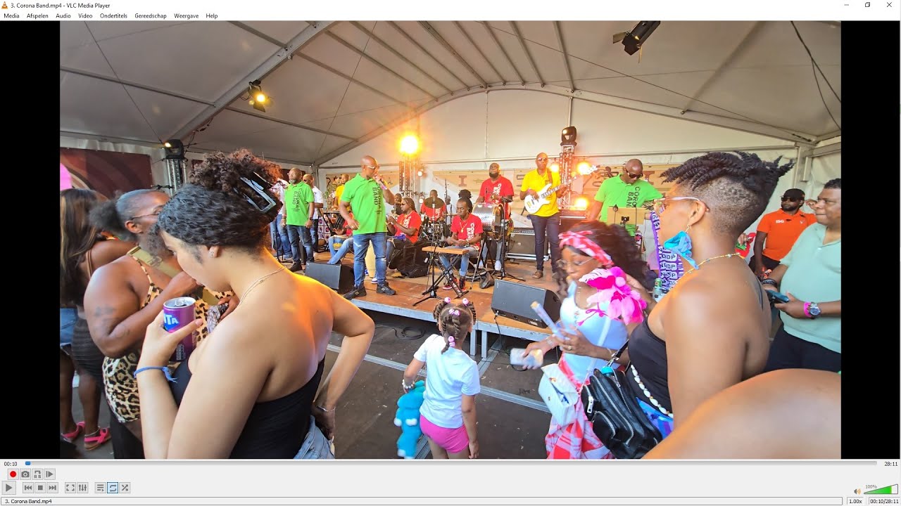 Corona Band tijdens Keti Koti op het Museumplein op 1 juli 2025 – SU – SUR  – Prt 2 - mayawebdesign