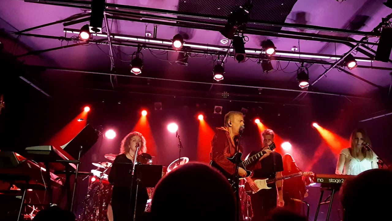 Phideaux - You and Me Against a World of Pain
( Live Terra Incognita festival Québec Mai 19 2019)