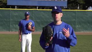 Pro Outfield Drills: Over The Shoulder Catch Drill