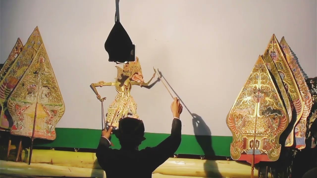 Adegan Perang Versi Mojokertoan Ki Dalang Handika Widodo 