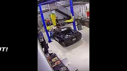 WTF MOMENT~CORVETTE FALLS OFF LIFT ~ LOOK OUT!  #shorts