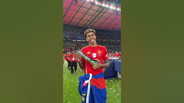Lamine Yamal celebrating his first Trophy in Euro champion 2024 #spain #england #football #final #bd