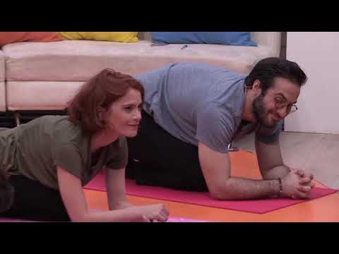 დილის იოგა. ლუმოსის ინსტრუქტორი ჯენისი.